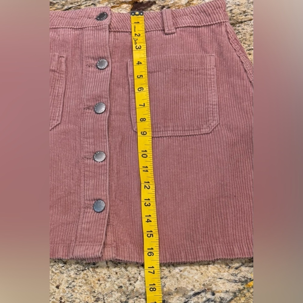 Dip Corduroy Button Front Mini Skirt Size 11 Dusty Rose Pink - Picture 7 of 7